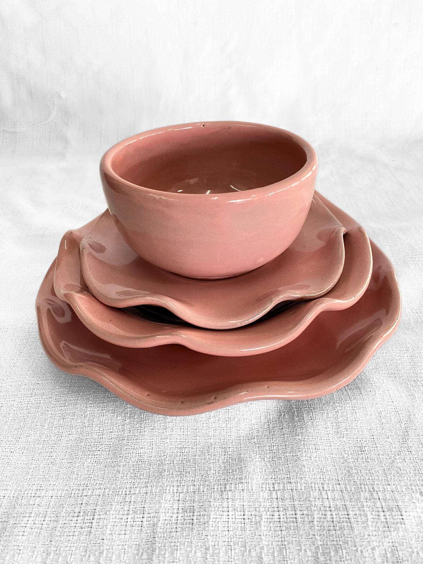 Vajilla Ondulada Rosa set 4 piezas